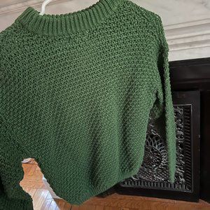 Crewneck jade green sweater